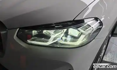 BMW X4 2022 2.0 автомат (гидро), миниатюра 8