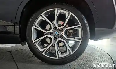 BMW X1 2022 2.0 автомат (гидро), миниатюра 7