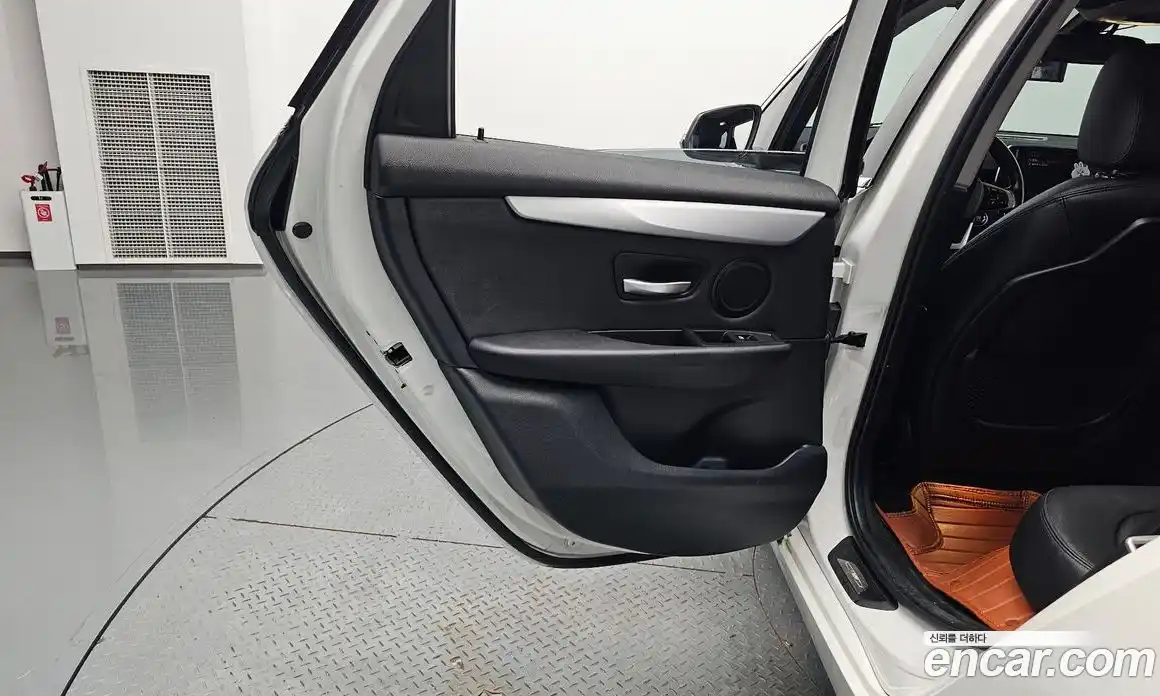 BMW 2 серия 2018 2.0 автомат (гидро), фото 14