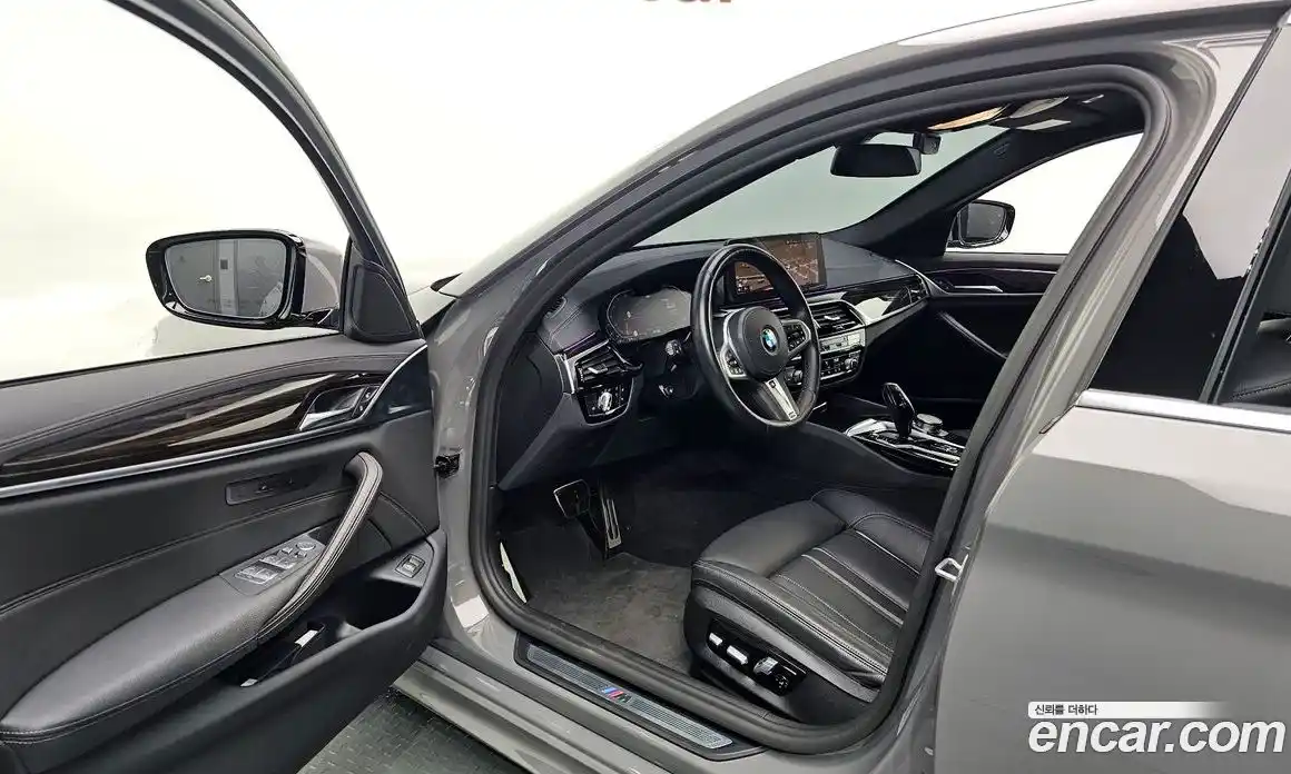 BMW 5 серия 2021 2.0 автомат (гидро), фото 13