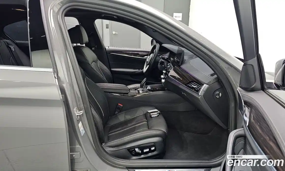 BMW 5 серия 2021 2.0 автомат (гидро), фото 16