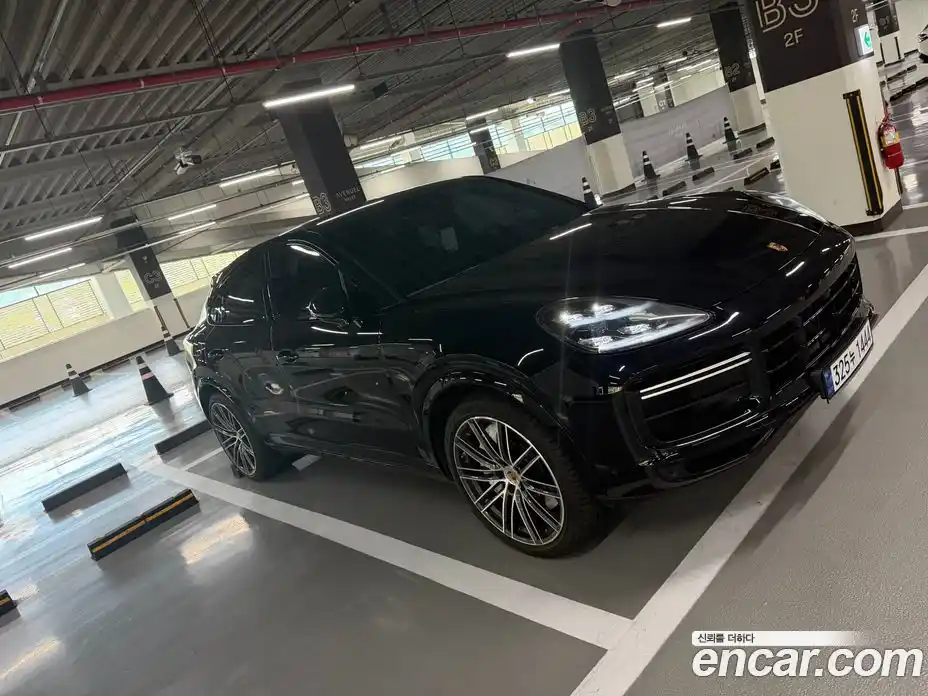 Porsche Cayenne 2021 4.0 автомат (гидро), фото 2