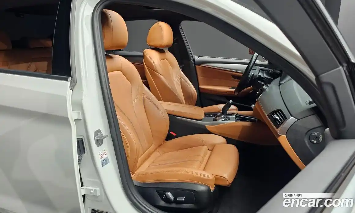 BMW 5 серия 2017 2.0 автомат (гидро), фото 16