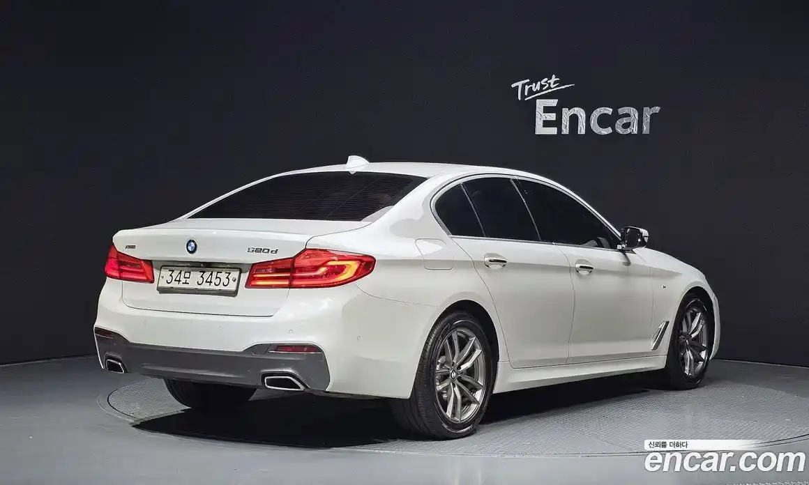 BMW 5 серия 2017 2.0 автомат (гидро), фото 2