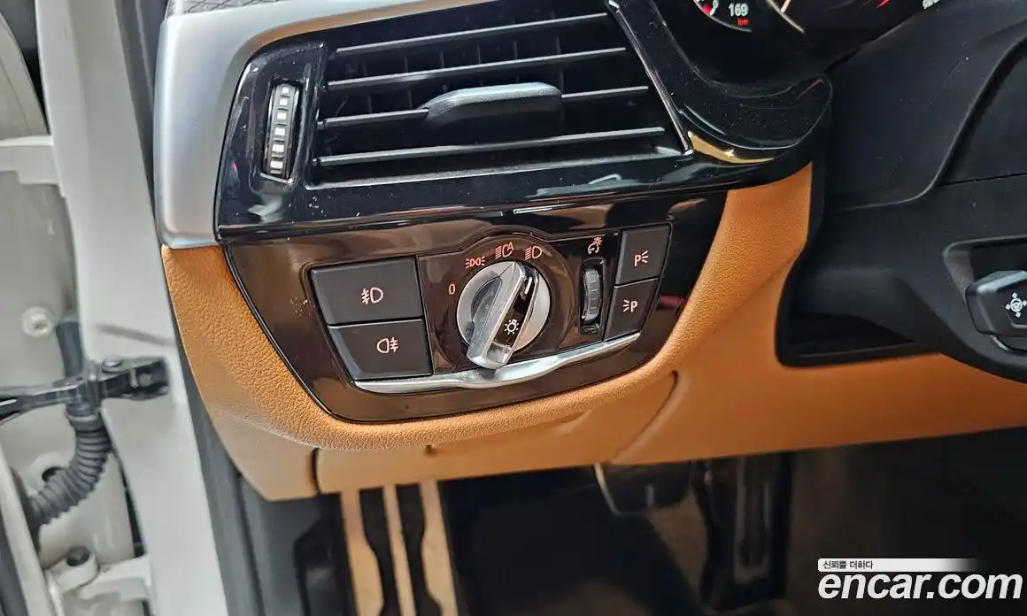 BMW 5 серия 2017 2.0 автомат (гидро), фото 28