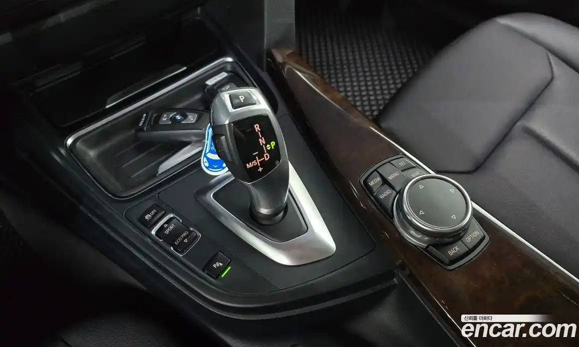 BMW 3 серия 2014 2.0 автомат (гидро), фото 9