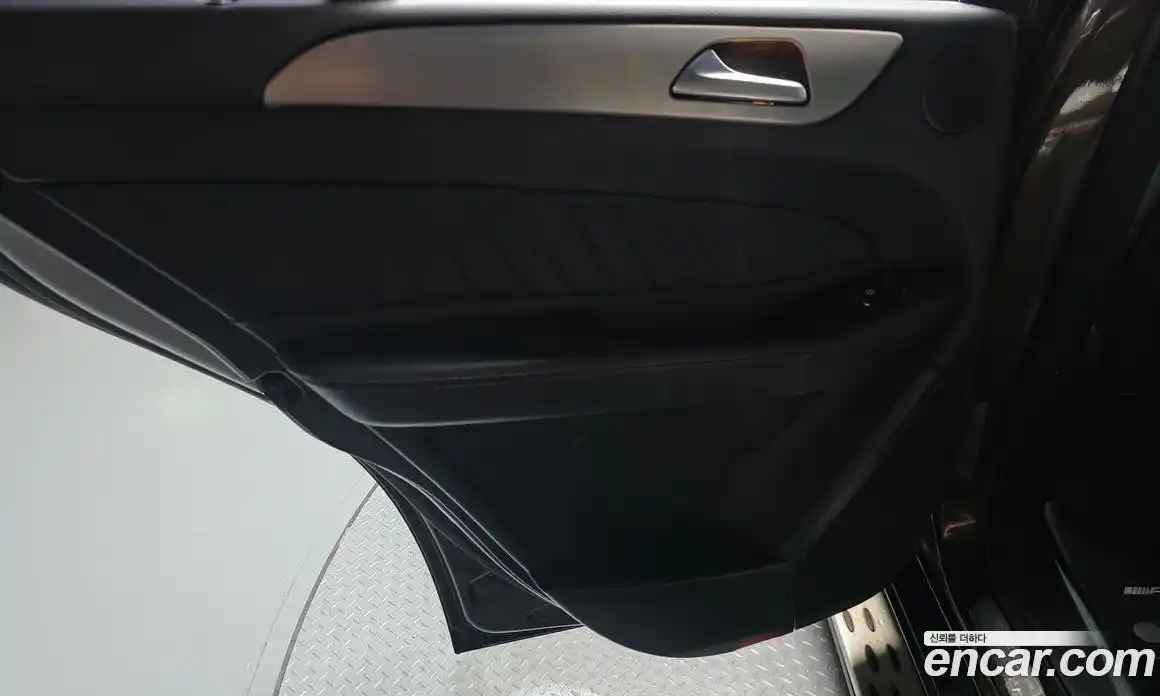 Mercedes-Benz GLE-Class 2017 3.0 гидро, фото 15 Mercedes-Benz GLE-Class 2017 3.0 гидро, фото 15