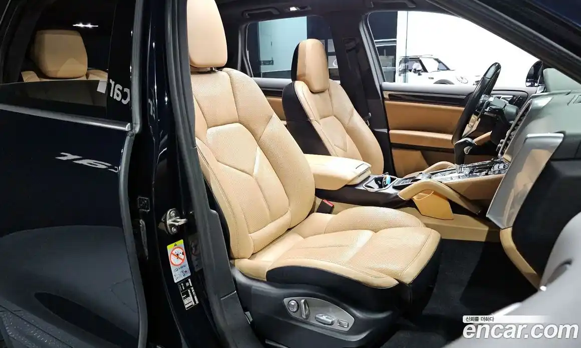 Porsche Cayenne 2015 3.0 автомат (гидро), фото 12