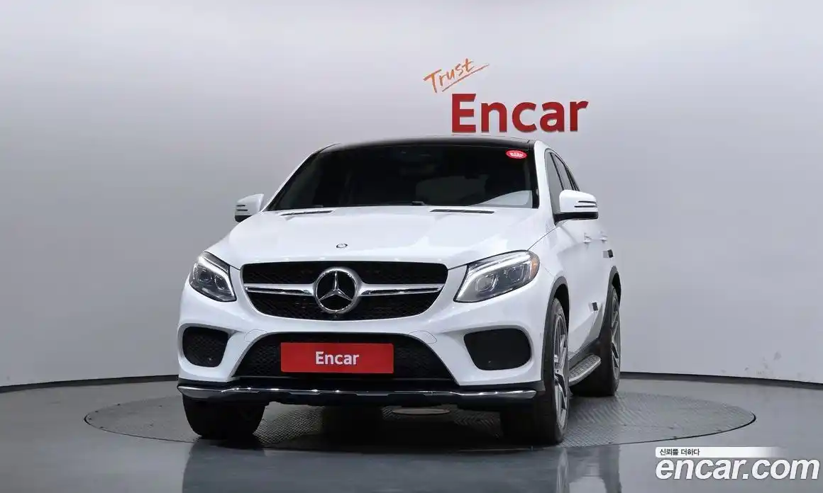 Mercedes-Benz GLE-Class 2017 3.0 гидро, фото 3 Mercedes-Benz GLE-Class 2017 3.0 гидро, фото 3