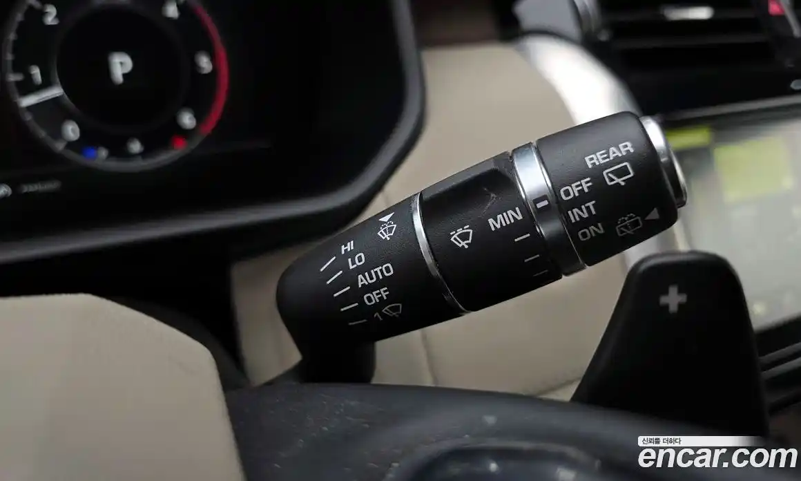Land Rover Discovery 2018 3.0 автомат (гидро), фото 27