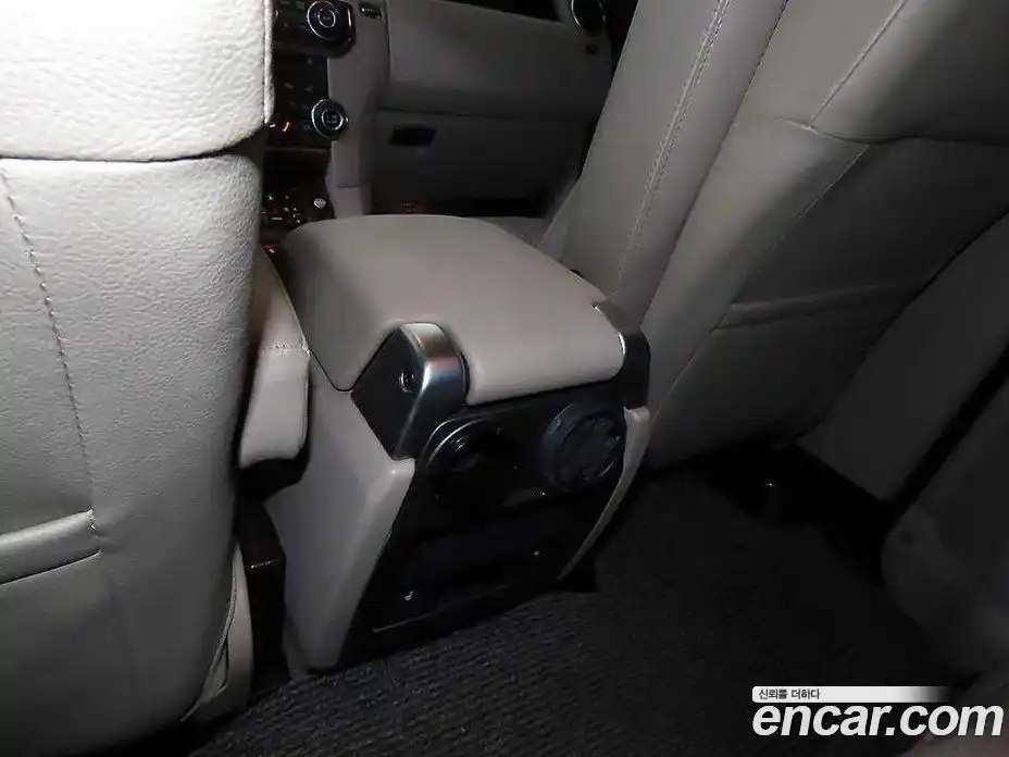 Land Rover Discovery 2013 3.0 автомат (гидро), фото 14