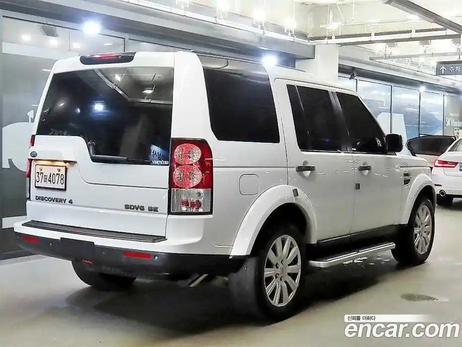 Land Rover Discovery 2013 3.0 автомат (гидро), фото 4