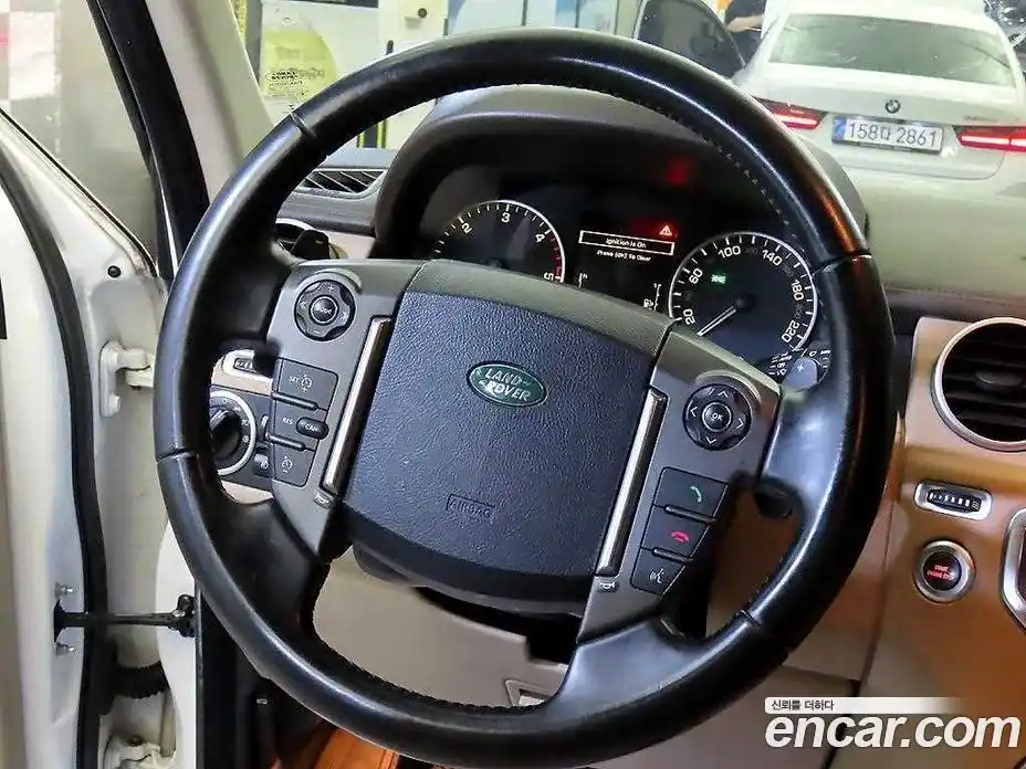 Land Rover Discovery 2013 3.0 автомат (гидро), фото 8