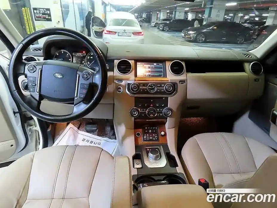Land Rover Discovery 2013 3.0 автомат (гидро), фото 10
