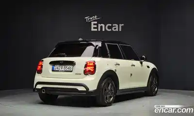 Mini Cooper 2022 1.5 автомат (гидро), миниатюра 2