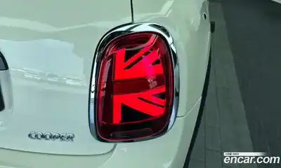 Mini Cooper 2022 1.5 автомат (гидро), миниатюра 9