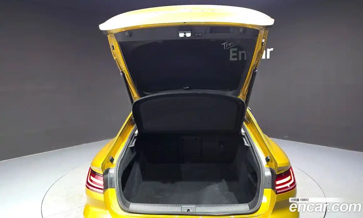 Volkswagen Arteon 2019 2.0 автомат (гидро), фото 23