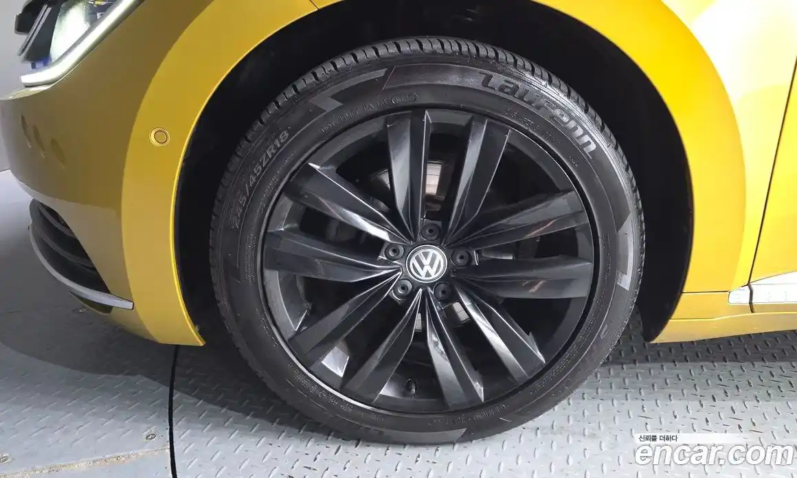 Volkswagen Arteon 2019 2.0 автомат (гидро), фото 5
