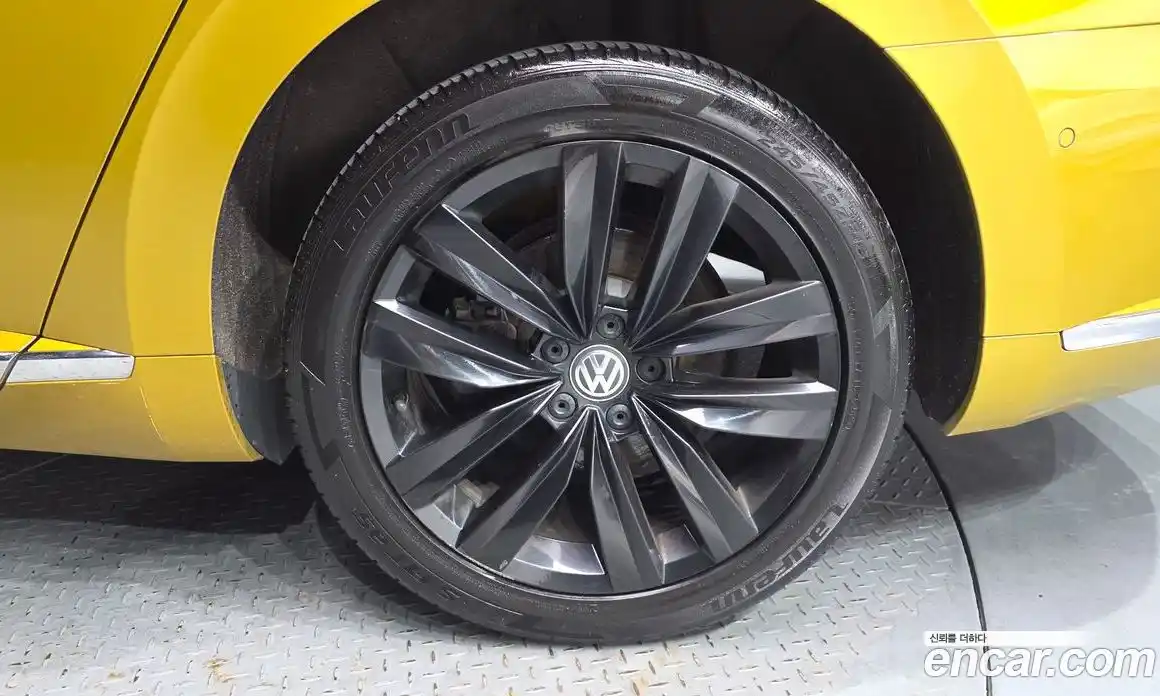 Volkswagen Arteon 2019 2.0 автомат (гидро), фото 7