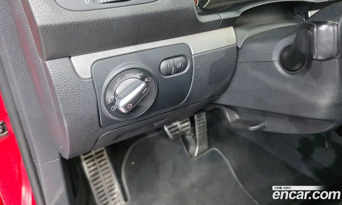 Volkswagen Scirocco 2012 2.0 автомат (гидро), фото 15