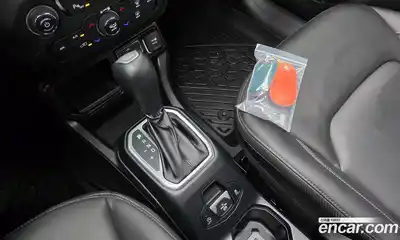 Jeep Renegade 2023 1.3 автомат (гидро), миниатюра 11