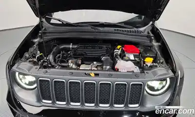 Jeep Renegade 2023 1.3 автомат (гидро), миниатюра 5