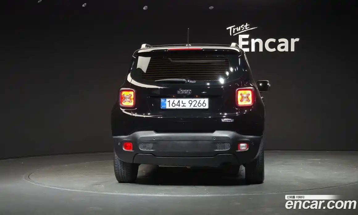 Jeep Renegade 2017 2.4 автомат (гидро), фото 4