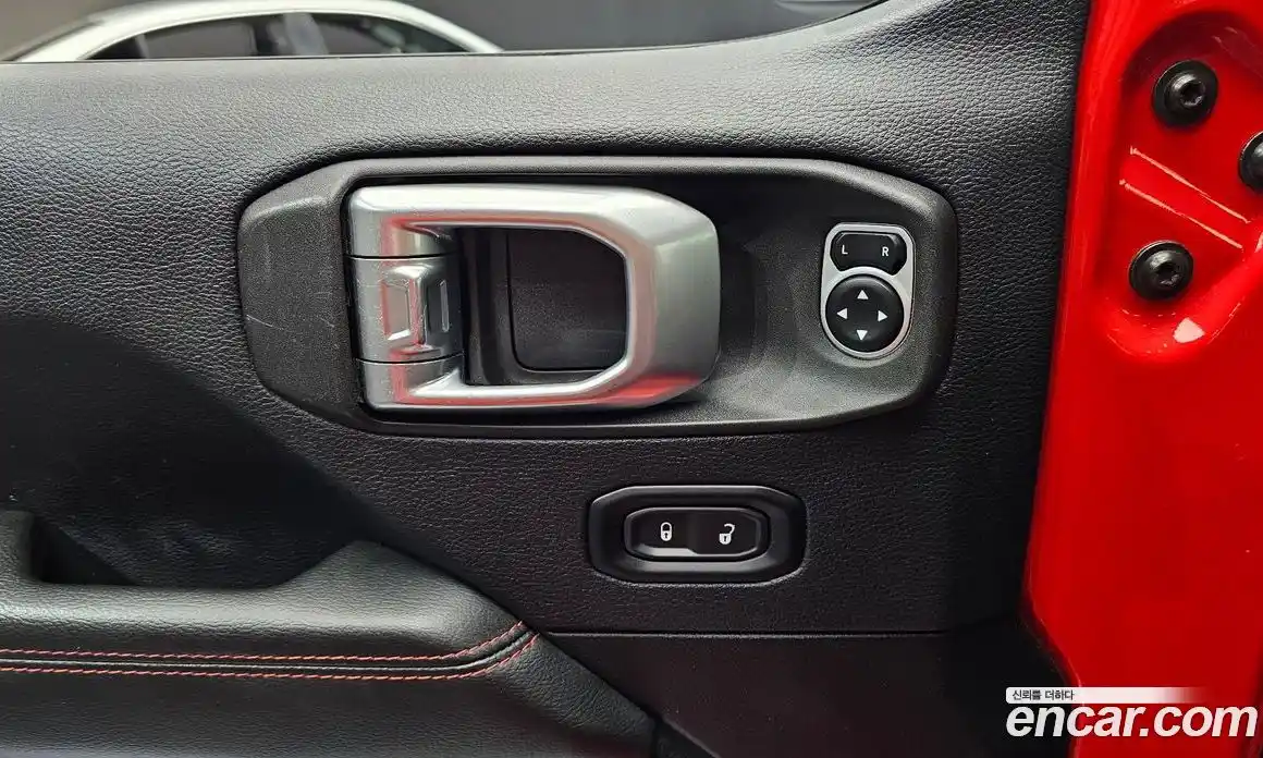 Jeep Wrangler 2019 2.0 автомат (гидро), фото 24