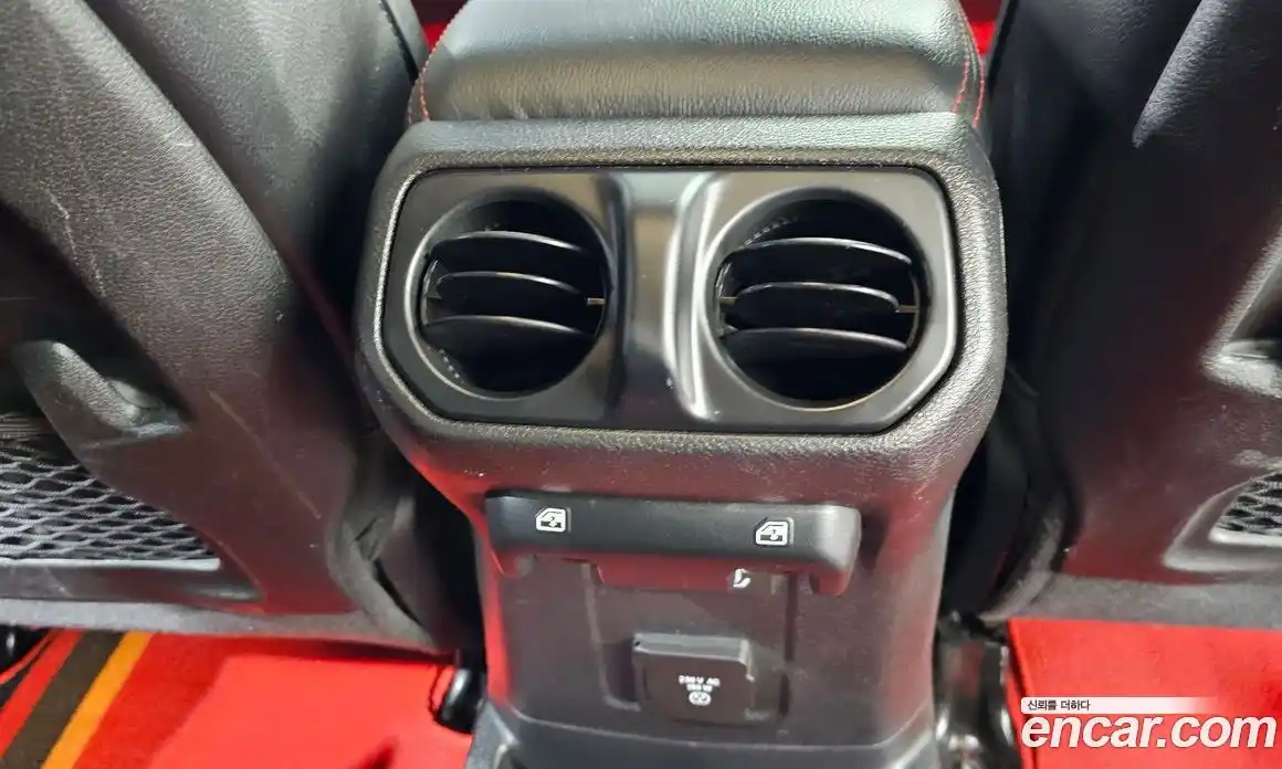 Jeep Wrangler 2019 2.0 автомат (гидро), фото 27