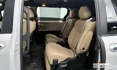 Toyota Sienna 2023 2.5 автомат (гидро), миниатюра 12
