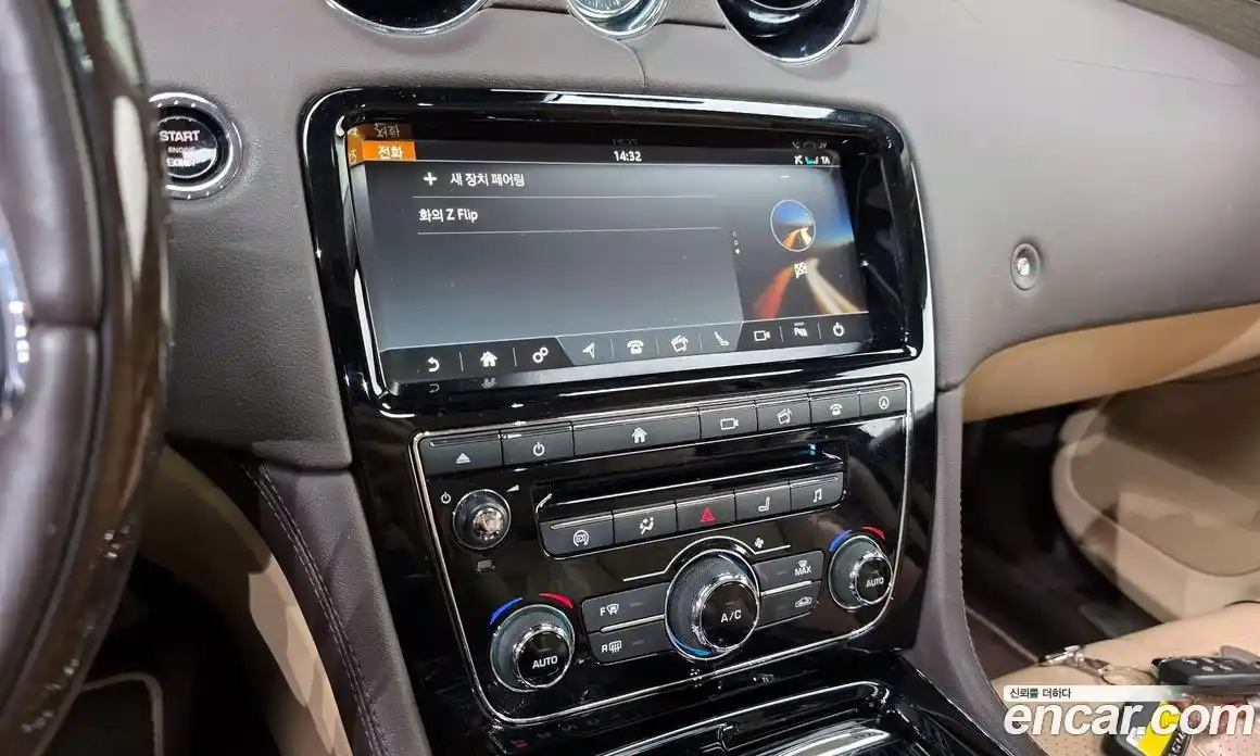 Jaguar XJ 2018 3.0 автомат (гидро), фото 20 Jaguar XJ 2018 3.0 автомат (гидро), фото 20