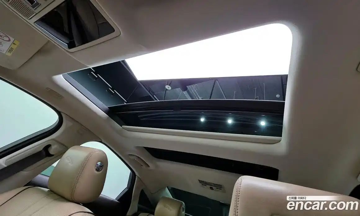 Jaguar XJ 2018 3.0 автомат (гидро), фото 32 Jaguar XJ 2018 3.0 автомат (гидро), фото 32
