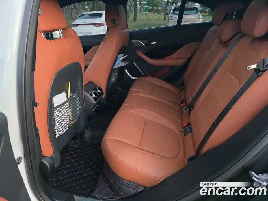 Jaguar I-Pace 2020 автомат (гидро), фото 9 Jaguar I-Pace 2020 автомат (гидро), фото 9