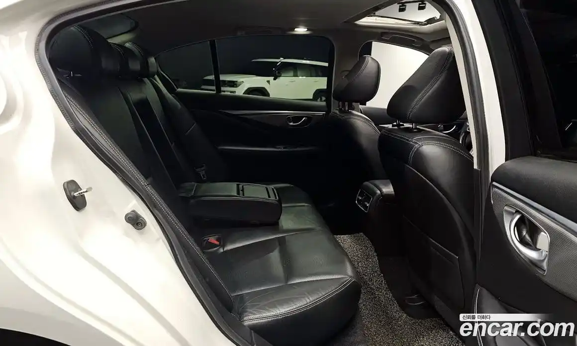 Infiniti Q50 2015 2.1 автомат (гидро), фото 11 Infiniti Q50 2015 2.1 автомат (гидро), фото 11