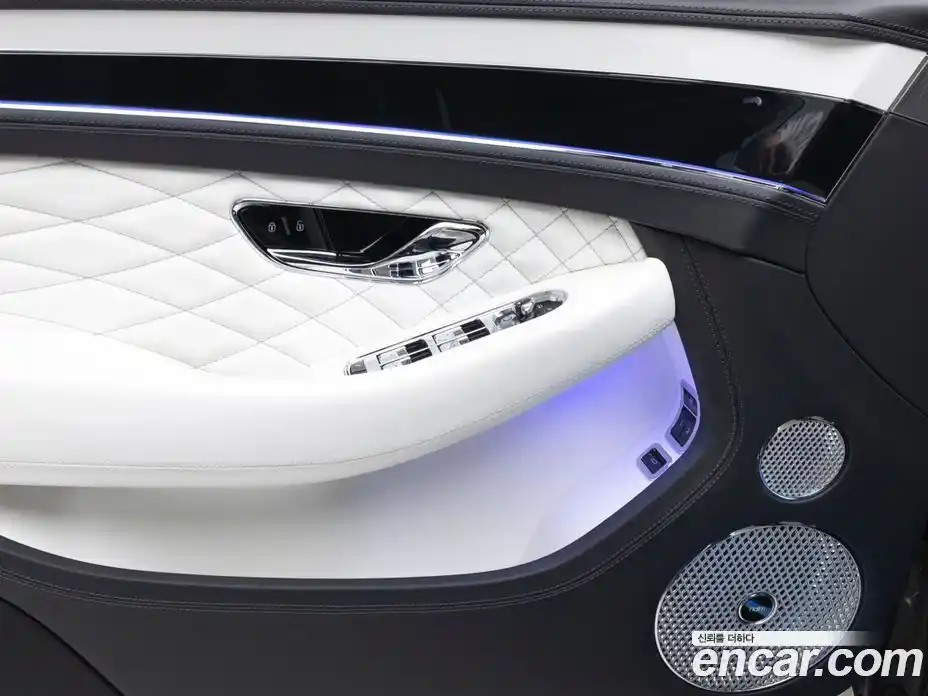 Bentley Continental 2024 4.0 автомат (гидро), фото 13