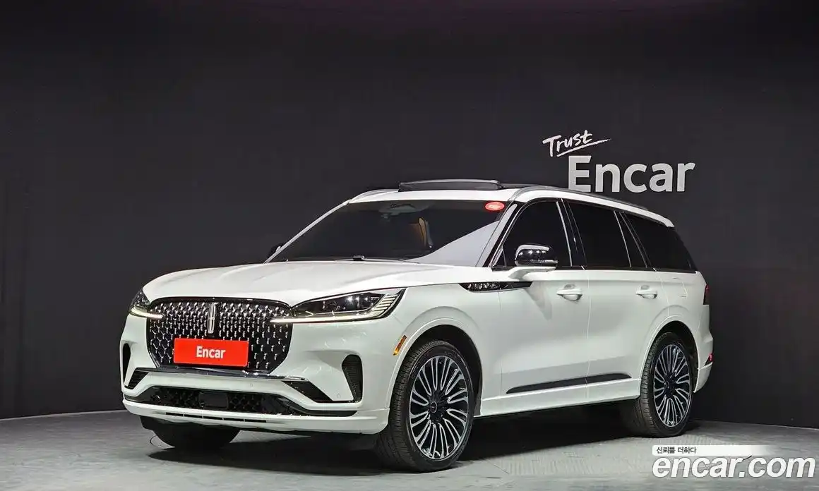 Lincoln Aviator 2024 3.0 автомат (гидро), фото 1 Lincoln Aviator 2024 3.0 автомат (гидро), фото 1