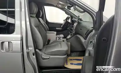 Hyundai Starex 2014 2.5 автомат (гидро), миниатюра 11