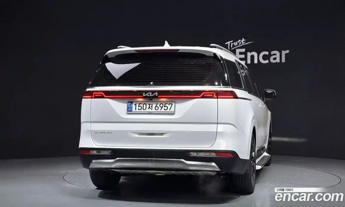Kia Carnival 2022 3.5 автомат (гидро), фото 4