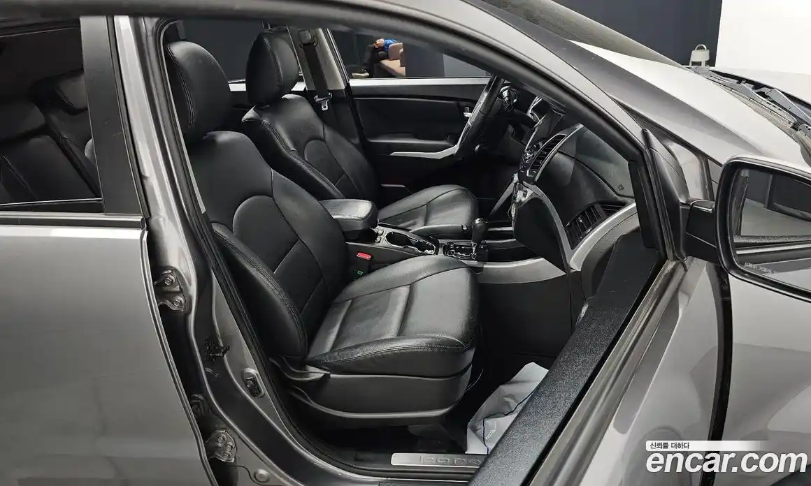 SsangYong Korando 2014 2.0 автомат (гидро), фото 12