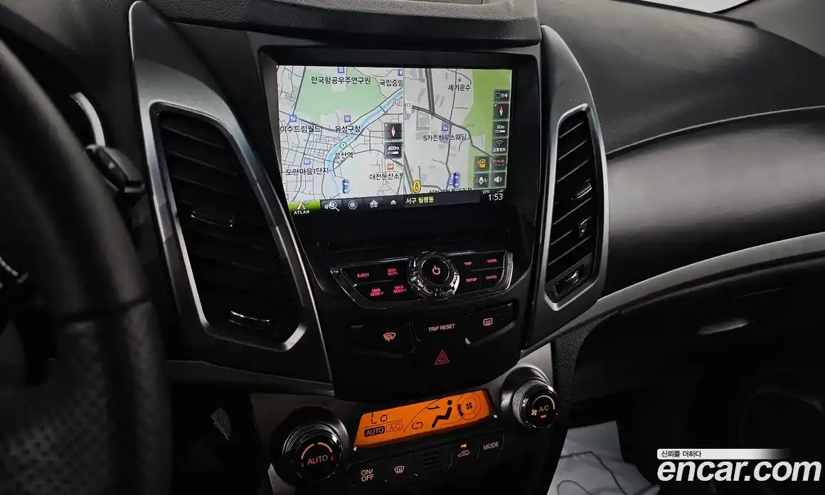 SsangYong Korando 2014 2.0 автомат (гидро), фото 15