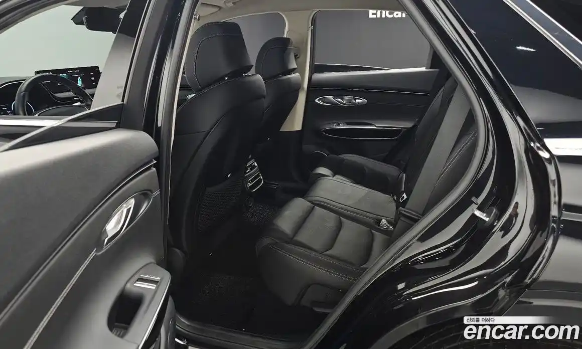 Genesis GV70 2021 2.5 автомат (гидро), фото 12