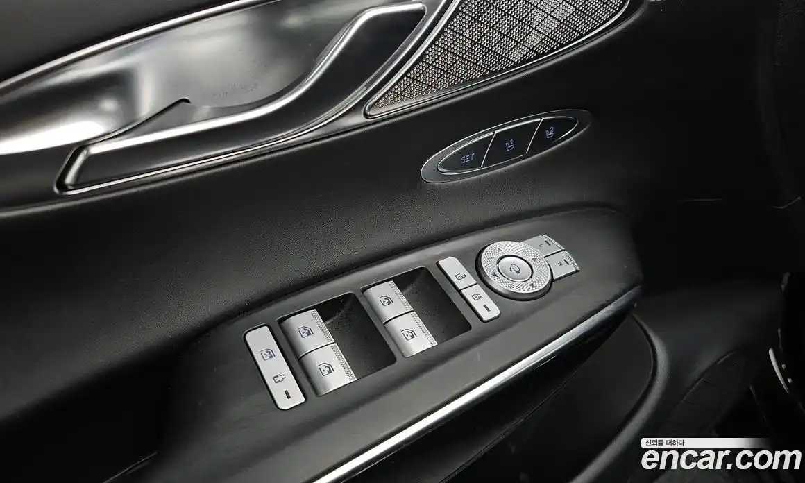 Genesis GV70 2021 2.5 автомат (гидро), фото 17