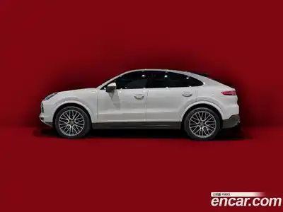 Porsche Cayenne, 2022, 45 000 км