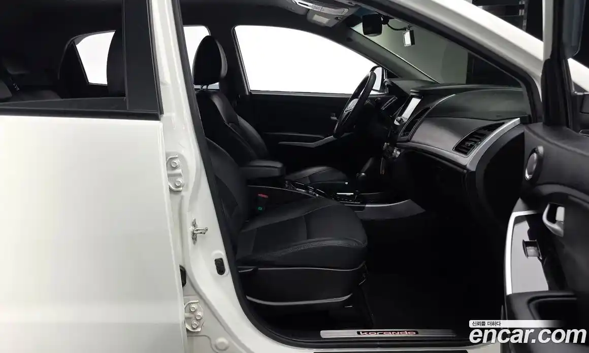 SsangYong Korando 2016 2.2 автомат (гидро), фото 16