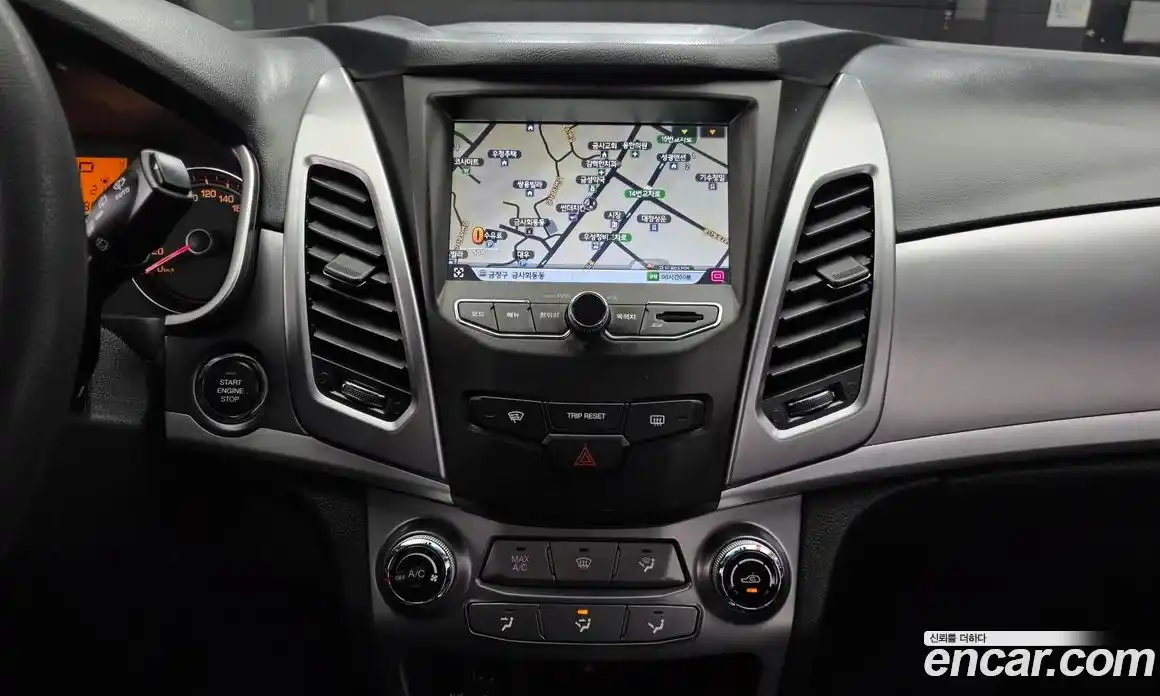 SsangYong Korando 2016 2.2 автомат (гидро), фото 19