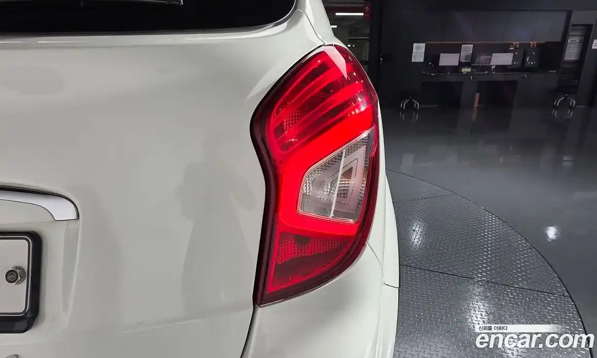 SsangYong Korando 2016 2.2 автомат (гидро), фото 8