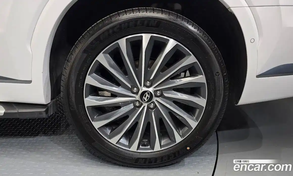 Hyundai Palisade 2023 3.8 автомат (гидро), фото 7