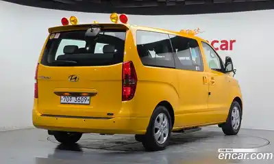 Hyundai Starex 2019 2.4 автомат (гидро), миниатюра 2