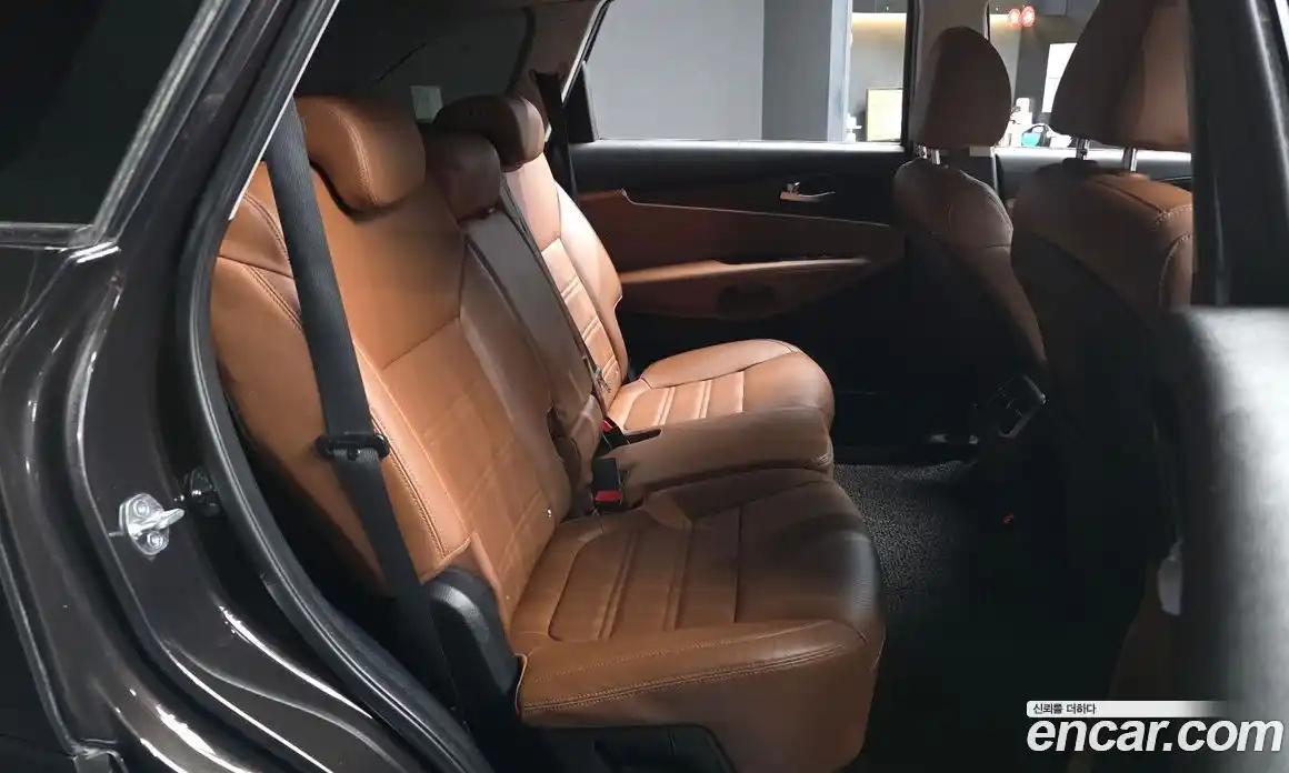 Kia Sorento 2018 2.0 автомат (гидро), фото 18