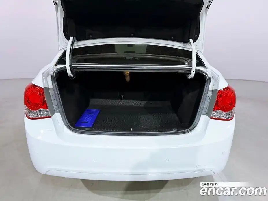 Chevrolet Cruze 2012 1.8 автомат (гидро), фото 19
